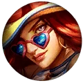 Miss Fortune la piscină