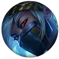 Akali colți de argint